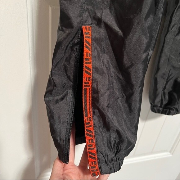 LF the Brand Los Angeles High Waisted Windbreaker Pants Black Zip Hem Joggers - Picture 5 of 7